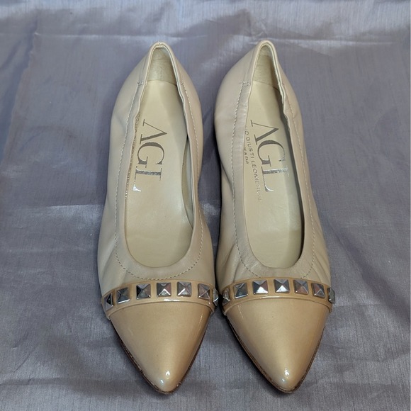 AGL Attilio Giusti Leombruni Studded‎ Patent Leather Pointed Toe Block Heel - Picture 1 of 12